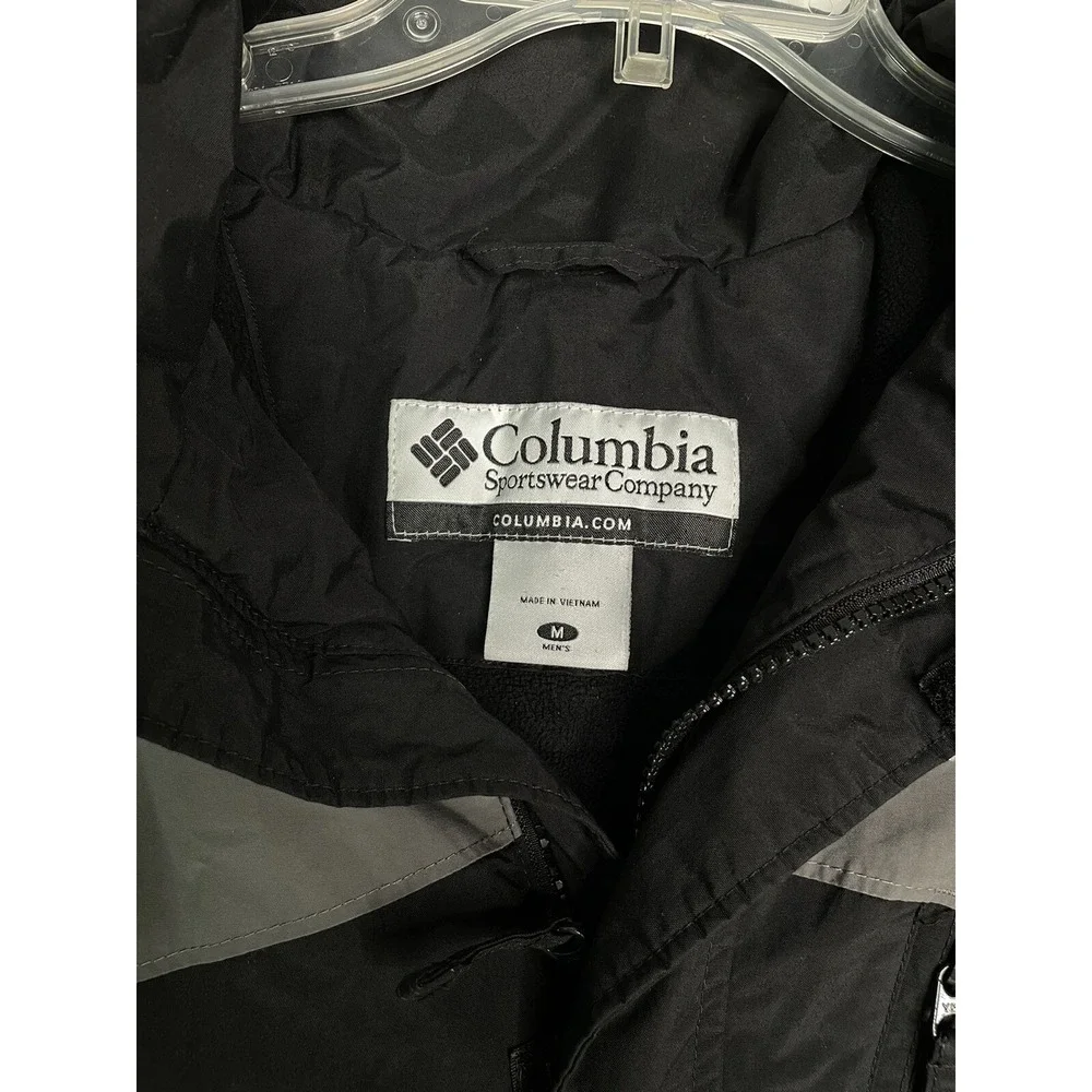 Columbia‎ Jacket Adult Med  Black/gray Outdoors Jacket Nice! Hooded
